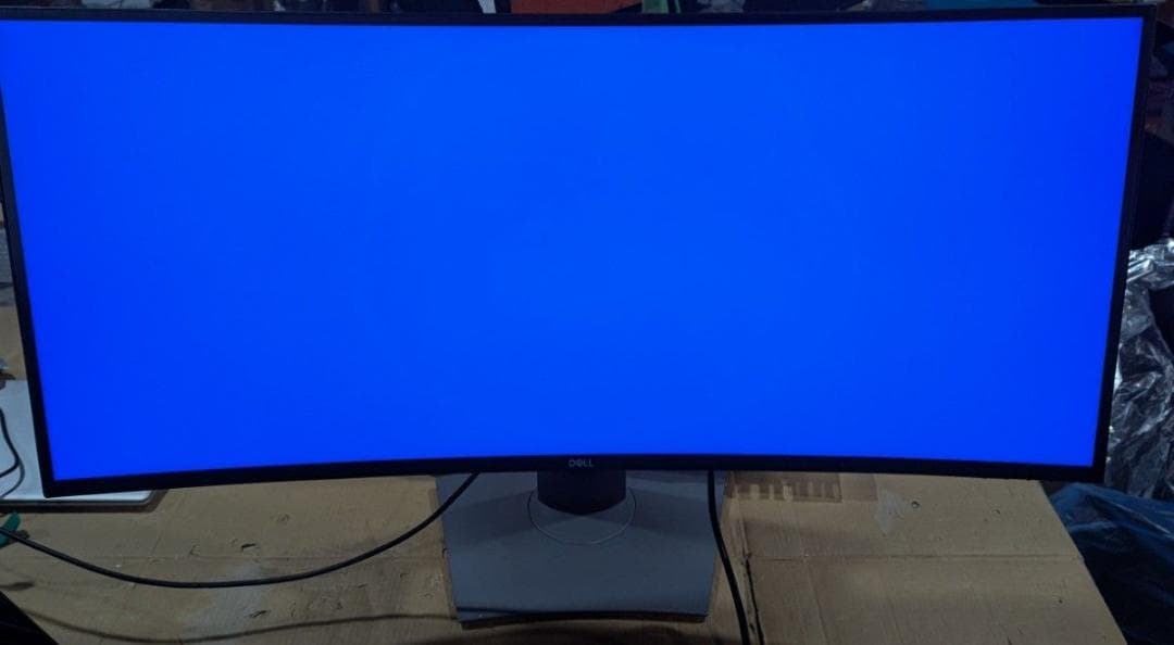 ディスプレイ・モニター本体 DELL U3818DW