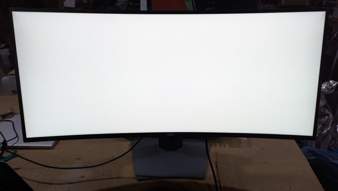 ディスプレイ・モニター本体 DELL U3818DW