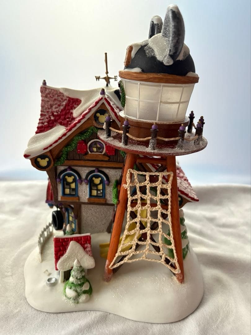 ミッキーノースポールシリーズ ホリデーハウス ライトアップフィギュア ディズニー