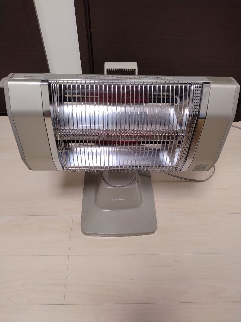 電気ヒーター ストリップヒーター グレー