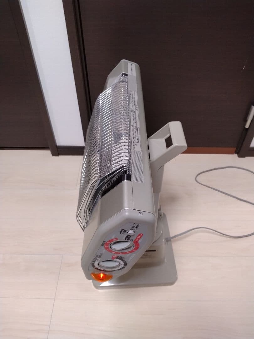 電気ヒーター ストリップヒーター グレー