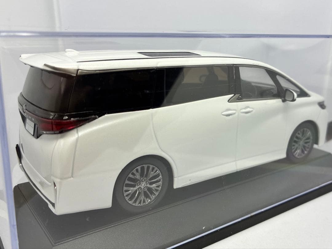 トヨタ ヴェルファイア 40 カラーサンプル