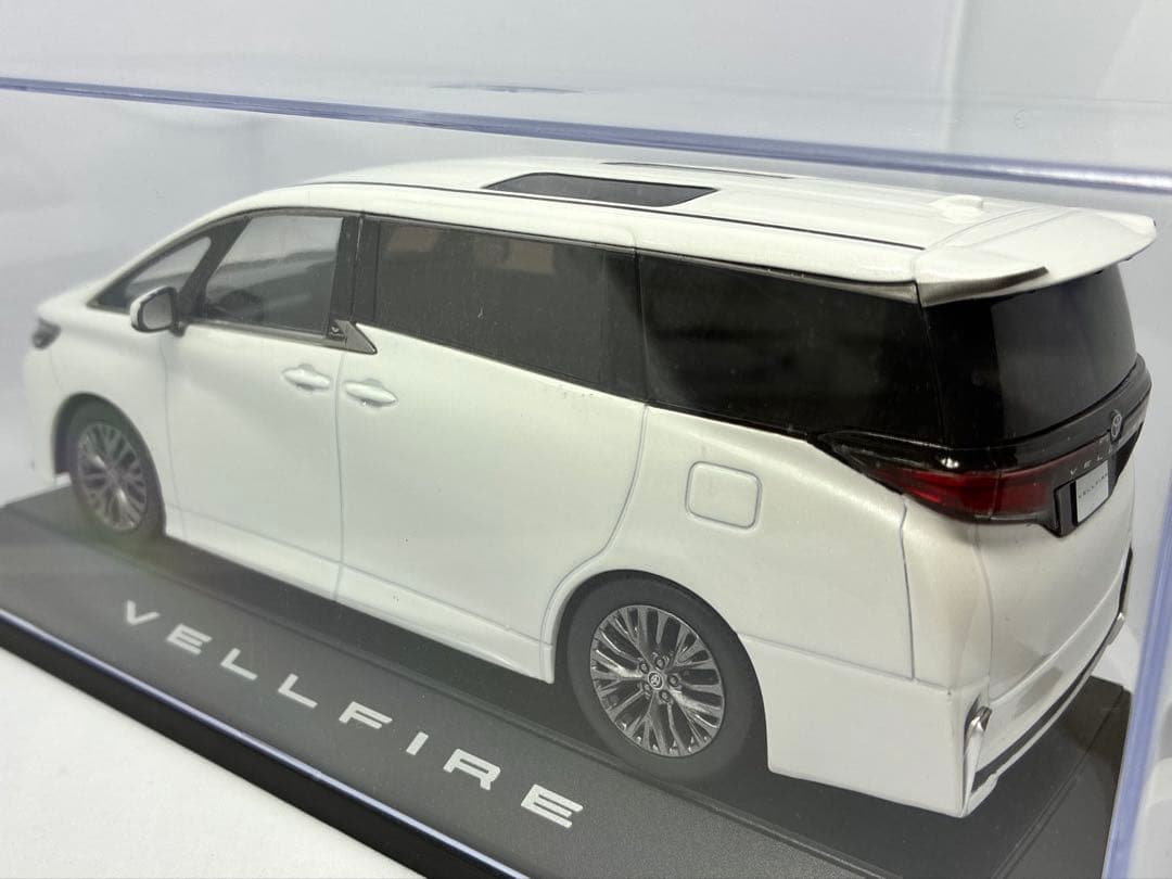 トヨタ ヴェルファイア 40 カラーサンプル