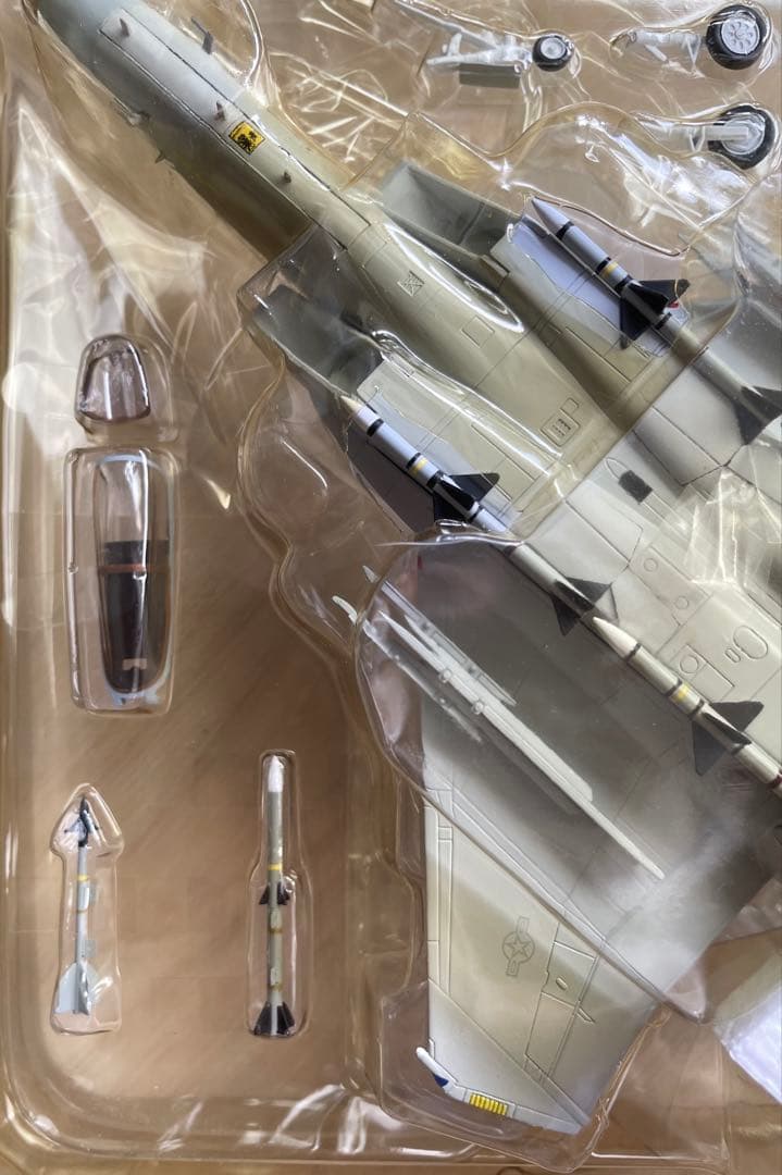 絶版新品 ドラゴンウォーバーズ 完成品1/72 アメリカ空軍F15Cイーグル