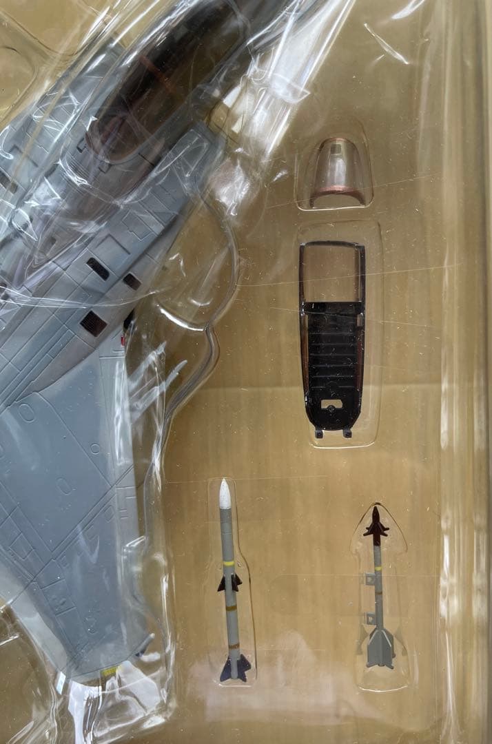 絶版新品 ドラゴンウォーバーズ 完成品1/72 アメリカ空軍F15Cイーグル