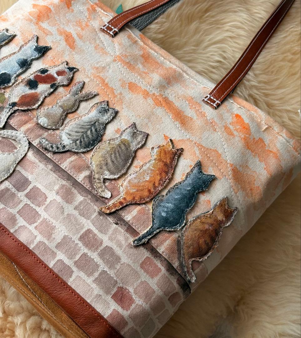 (手づくり)\"気の向くままニャンズ+1\"ねこネコうさぎのトートバッグ/刺繍