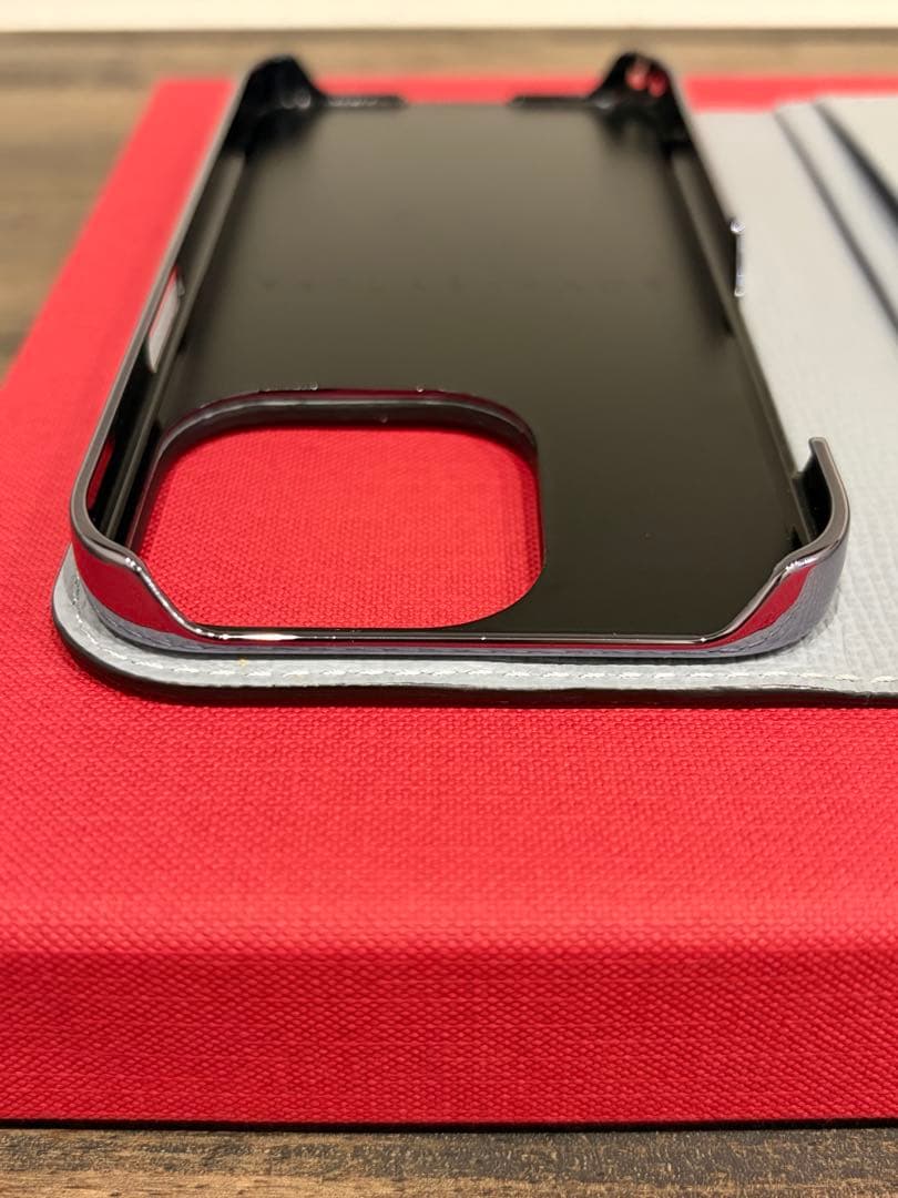 BONAVENTURA iPhone 15 Proダイアリーケース