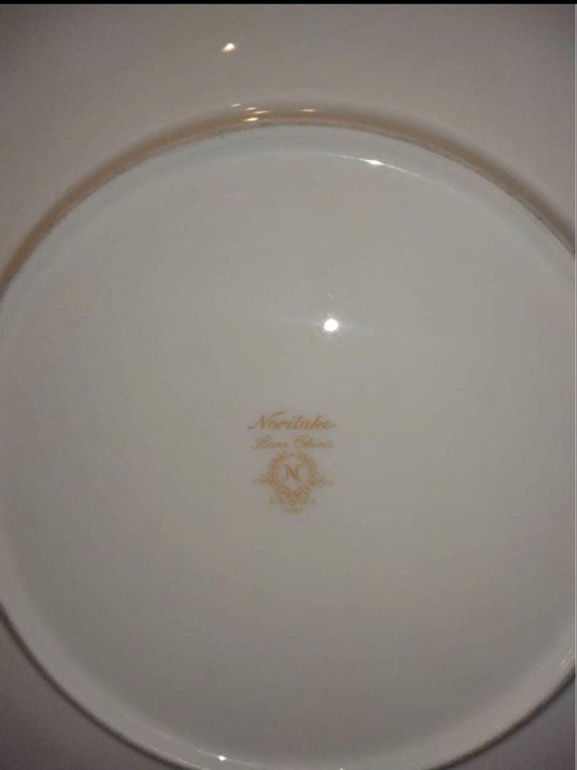 Noritake クリーム色 皿 9枚セット