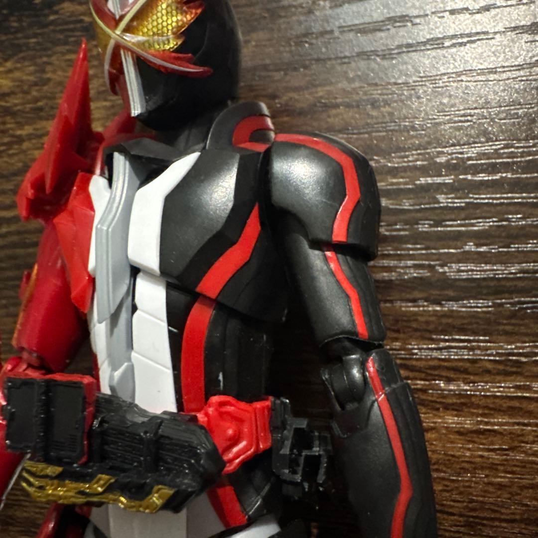 S.H.Figuarts セイバーブレイブドラゴン、ブレイズ ライオン戦記セット
