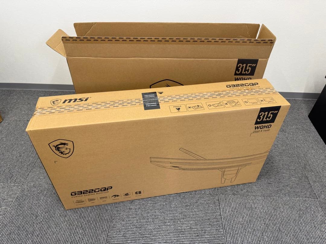 未使用新品MSI G322CQPゲーミングモニター　31.5インチ湾曲1000R