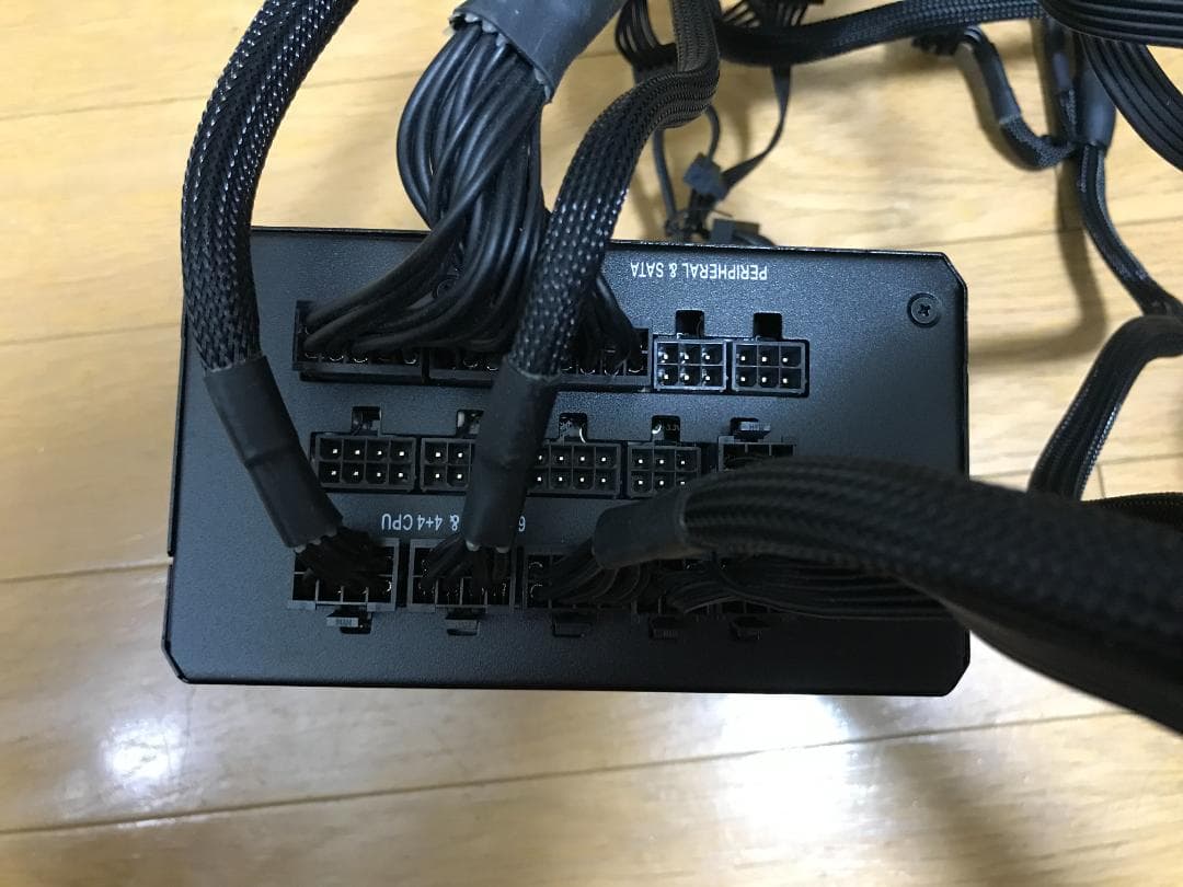 Corsair RM1000X 1000W電源 80PLUS GOLD