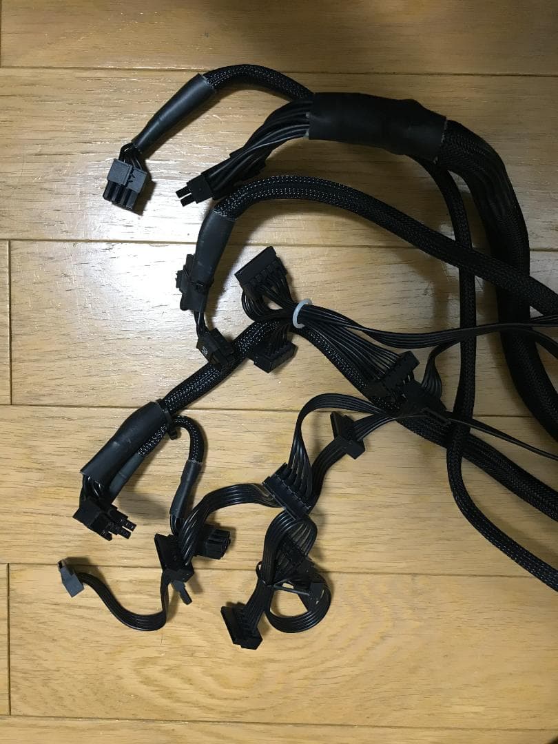 Corsair RM1000X 1000W電源 80PLUS GOLD