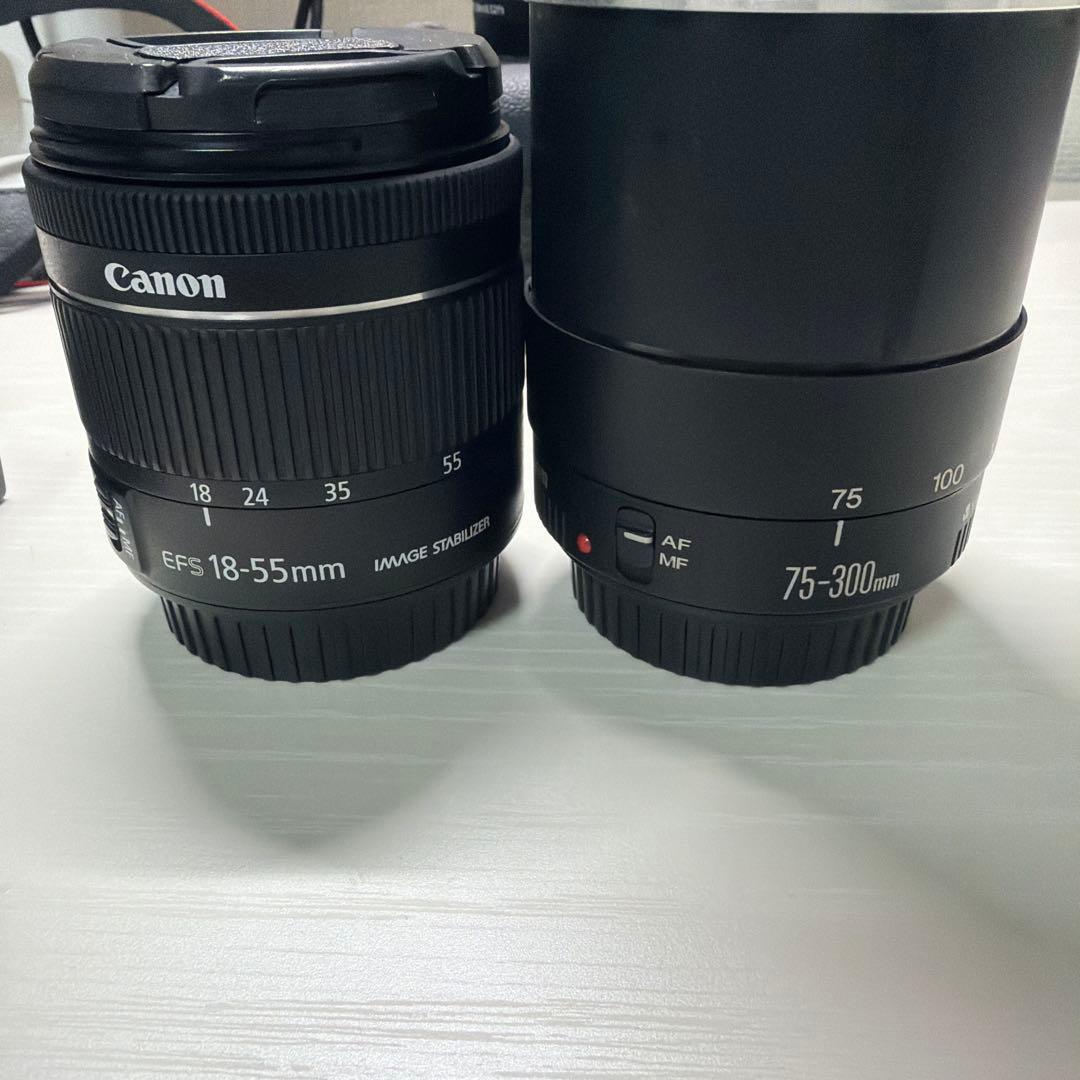 【レンズ3本＋本体】Canon EOS Kiss X8i バッテリーグリップ付