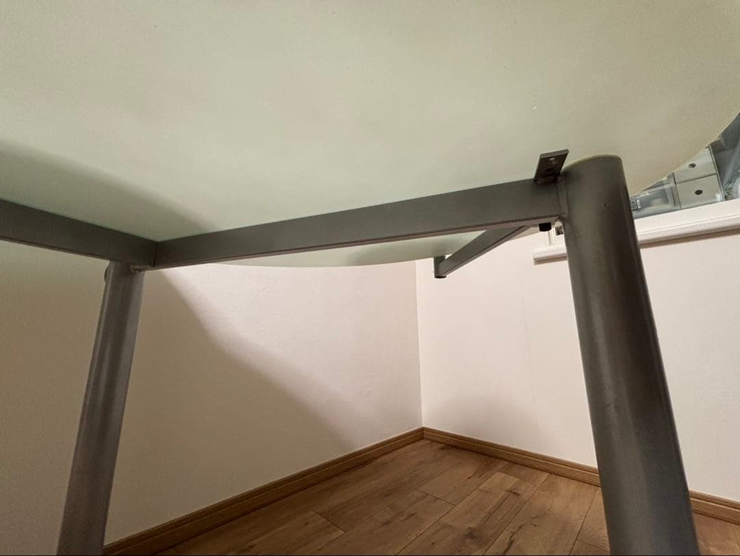 ヤマギワ購入 ガラス製デザインデスク PCデスク モダンデザイン 名古屋引取歓迎