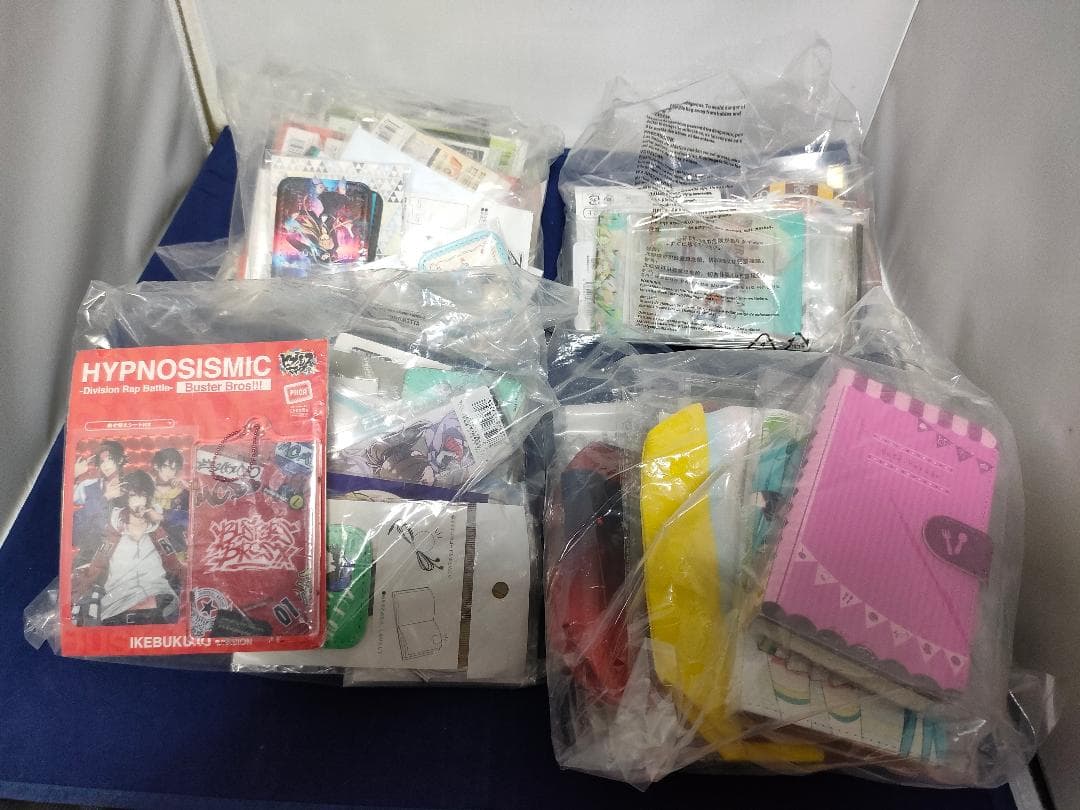 Tシャツ　文房具　マグカップ　アニメ　キャラクターグッズ　詰め合わせ