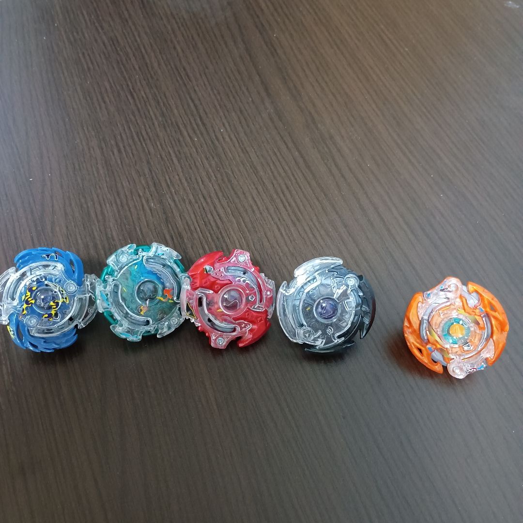 ベイブレード31個