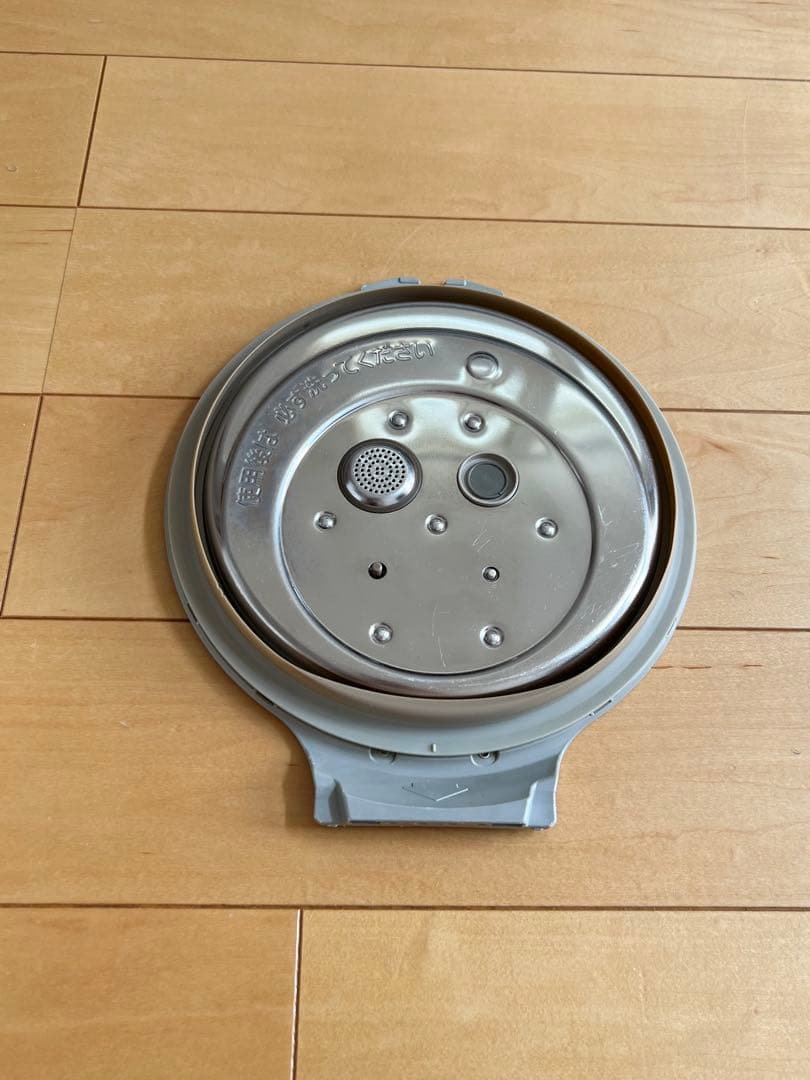 Panasonic SR-PW109 Wおどり炊き　圧力IH炊飯器　2019年製