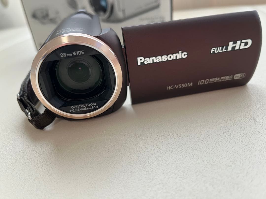 Panasonic フルHD デジタルハイビジョンビデオカメラHC-V550M