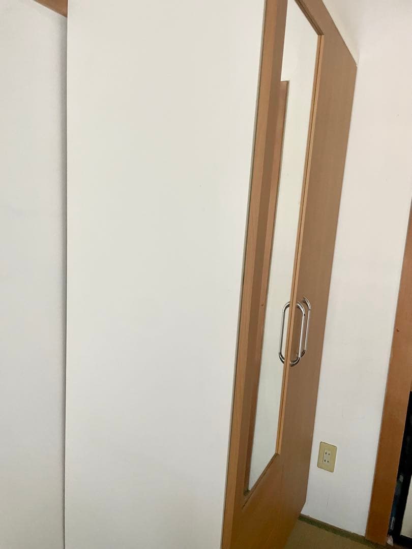 7月26日までの出品！ニトリ　鏡付きワードローブ