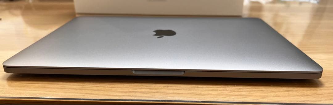 超美品Apple Macbook Pro (13.3-inch,2018)