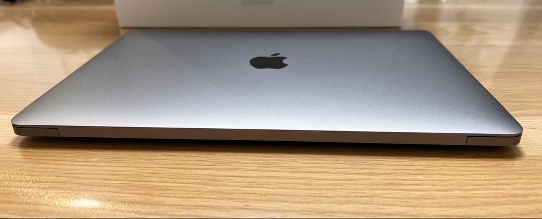 超美品Apple Macbook Pro (13.3-inch,2018)