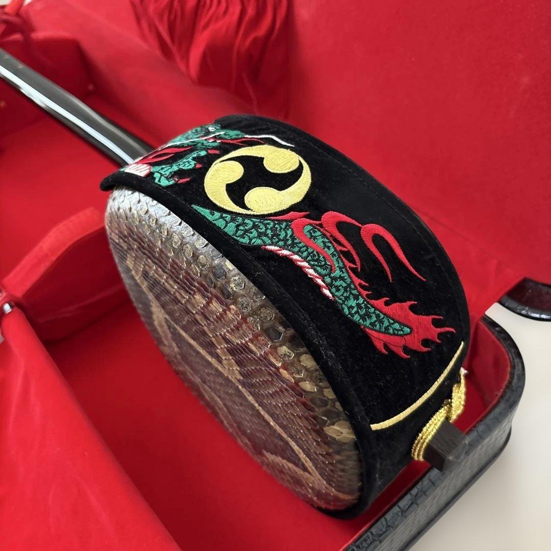 三線本体 黒ケース 赤内装