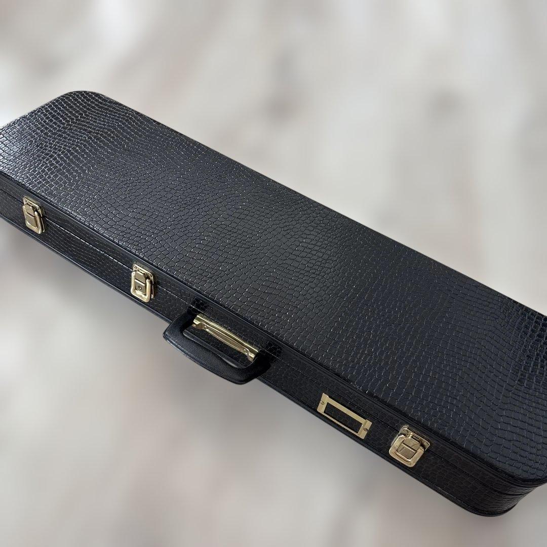 三線本体 黒ケース 赤内装