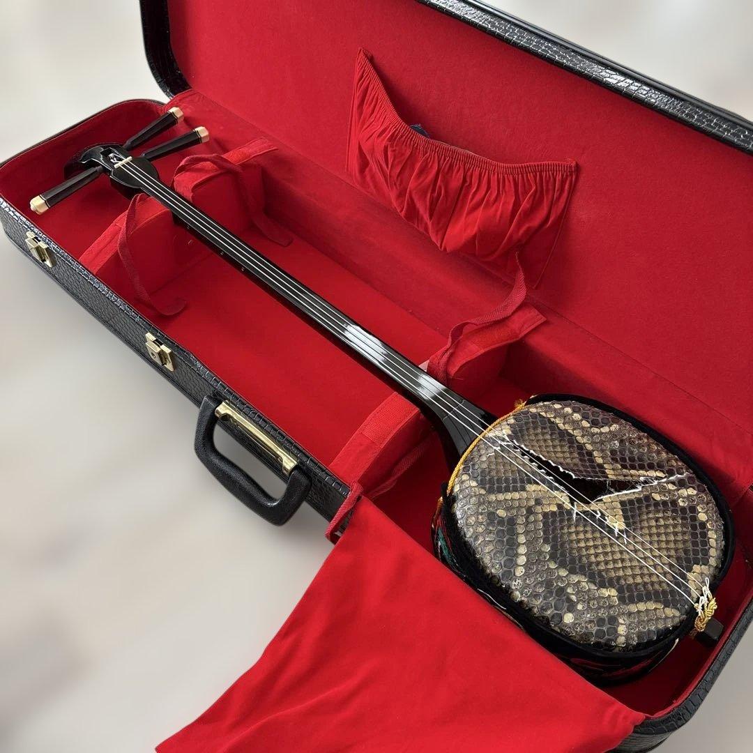 三線本体 黒ケース 赤内装