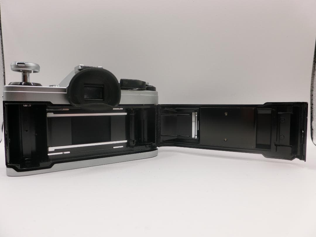 【完動品】CANON AE-1 + 標準レンズ フィルム一眼レフ　動作確認済み