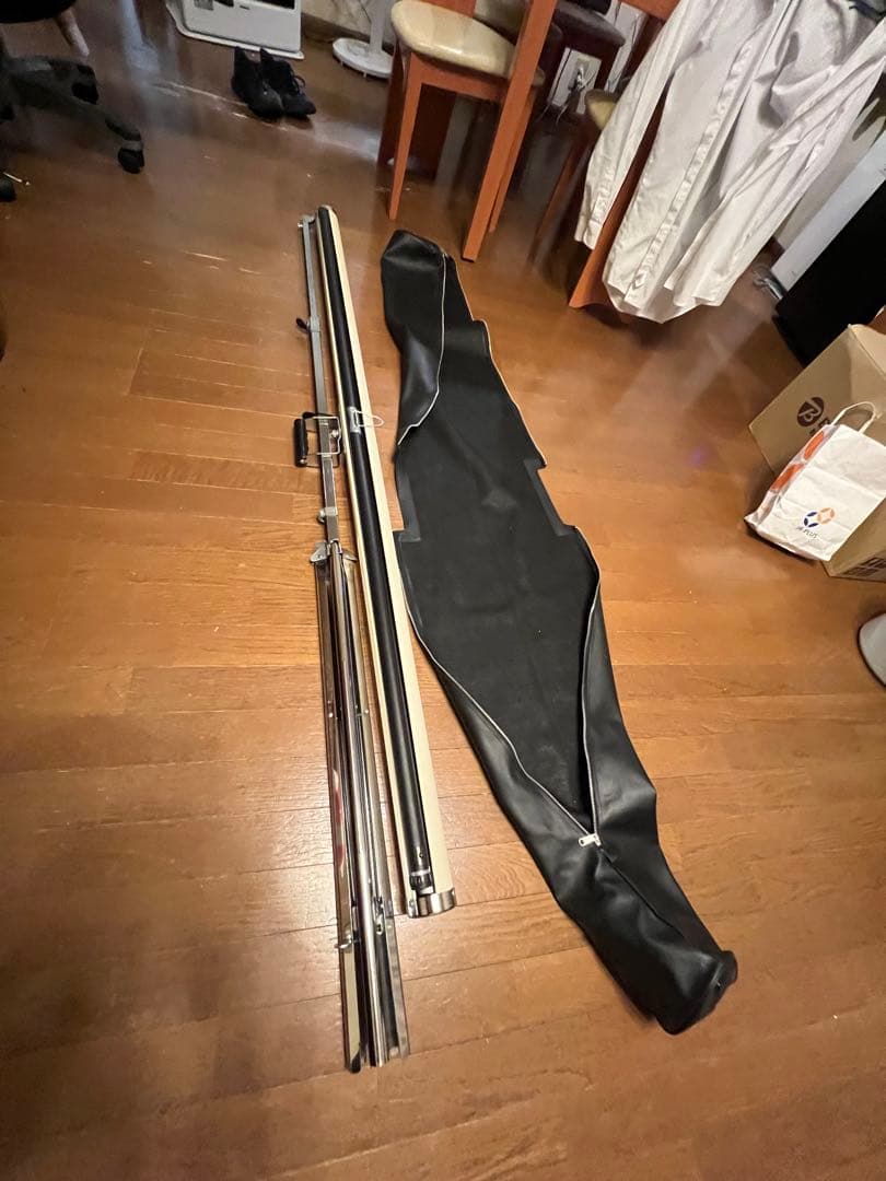 プロジェクタースクリーン 縦(約)122cm、横(約)162cm、■80インチ