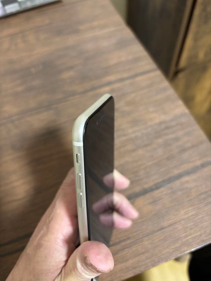 ⚠️ジャンク品iPhonese3