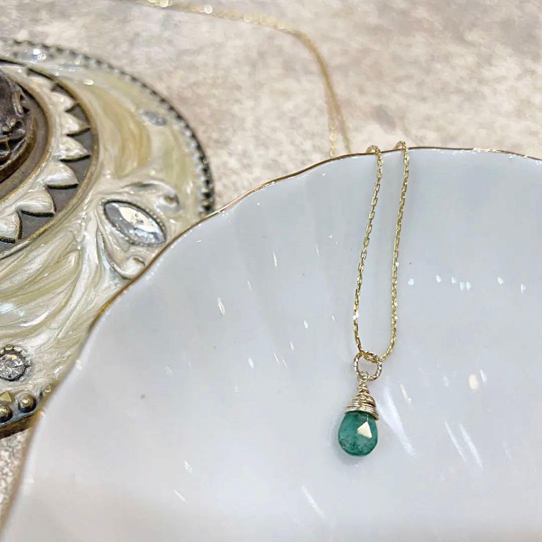 ザンビア産エメラルド＊24kgpゴールドネックレス