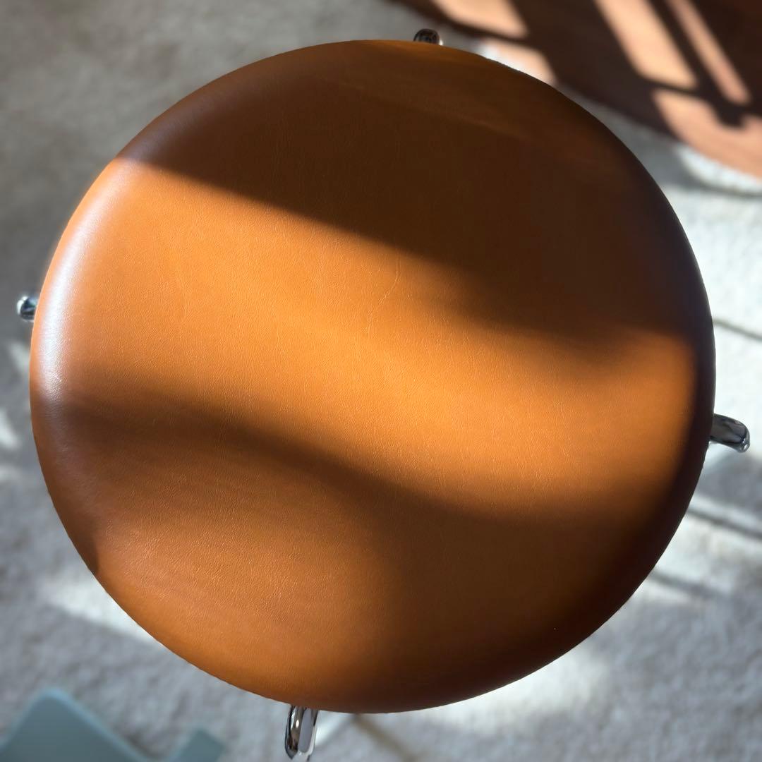 【新品】Fritz Hansen ドットスツール