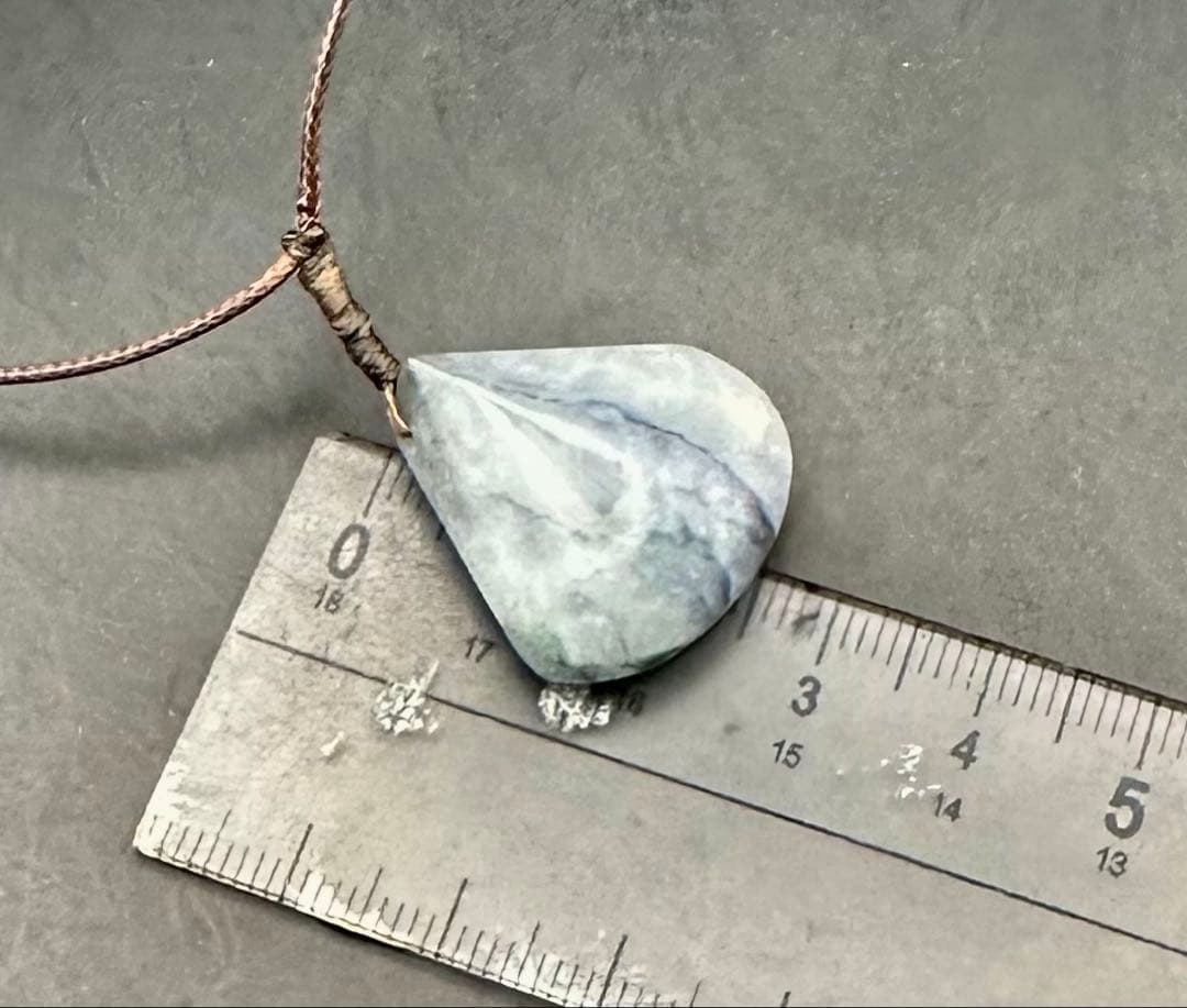 2025.5.8天海之貝　糸魚川最上級ロウカン青翡翠