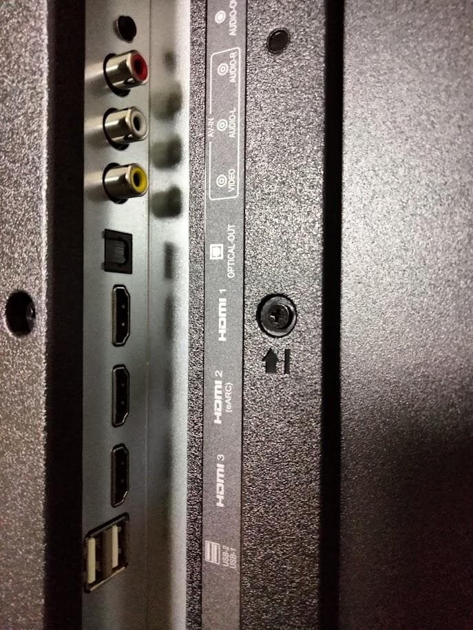 2025年製　横浜駅から３０Km以内は無料配送　チューナーレス４３インチスマート