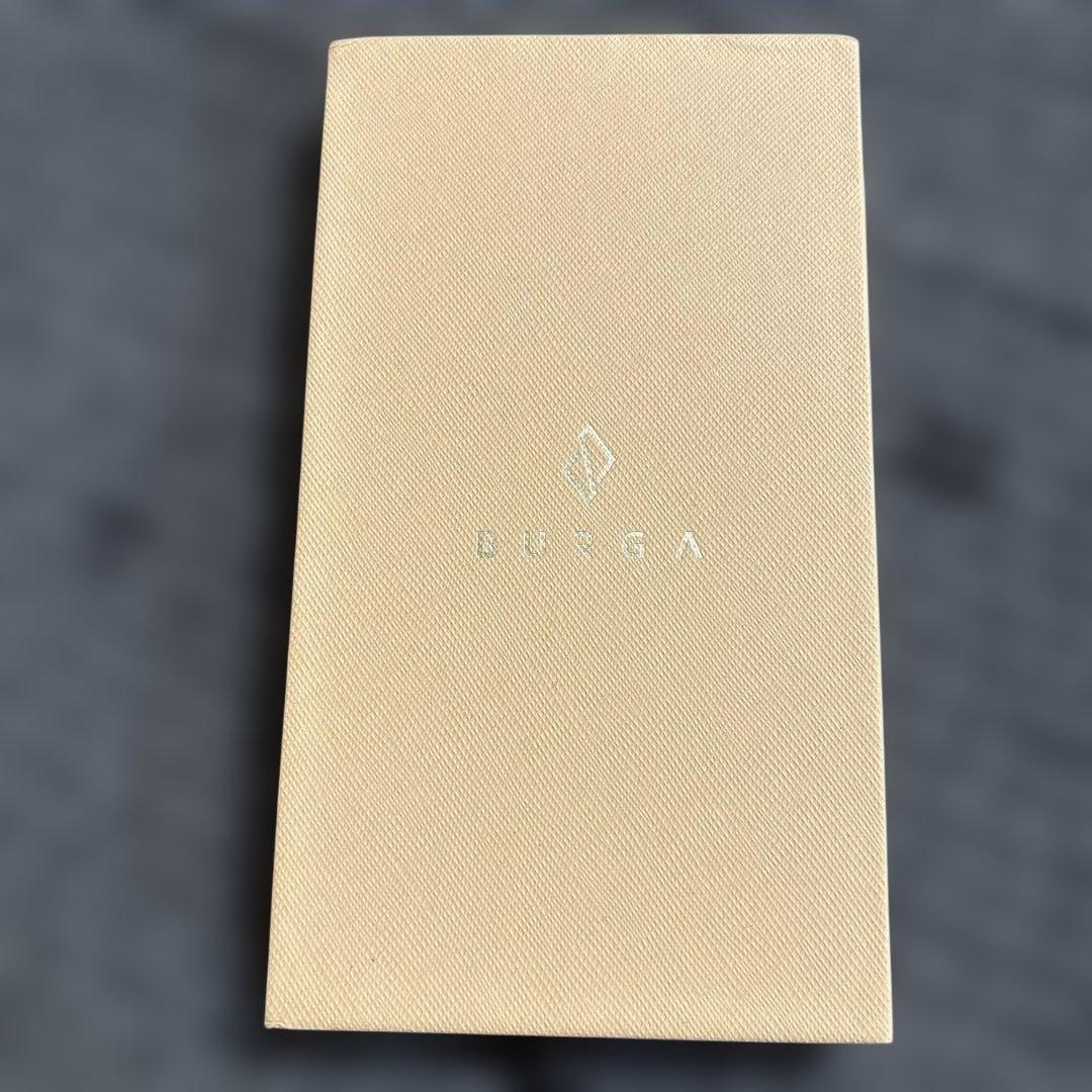 BRUGA ELITE iPhone16 ケース