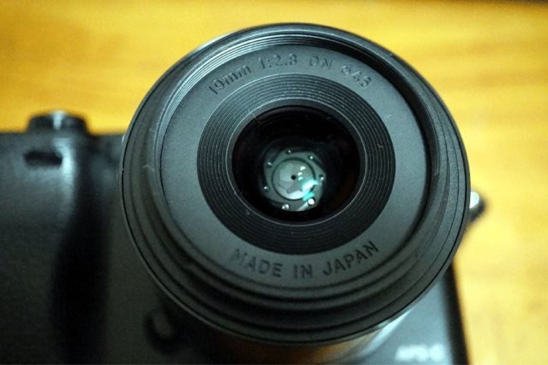 ロ*ズ様 SIGMA 19mm F2.8 DN SONY E 2014年11月1