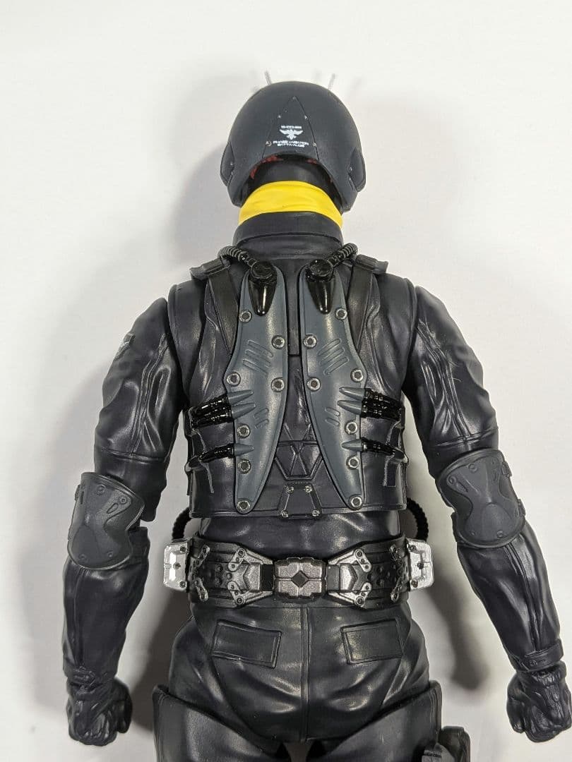 S.H.figuarts 大量発生型相変異バッタオーグ
