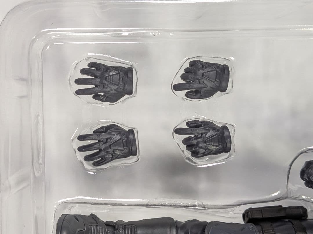 S.H.figuarts 大量発生型相変異バッタオーグ