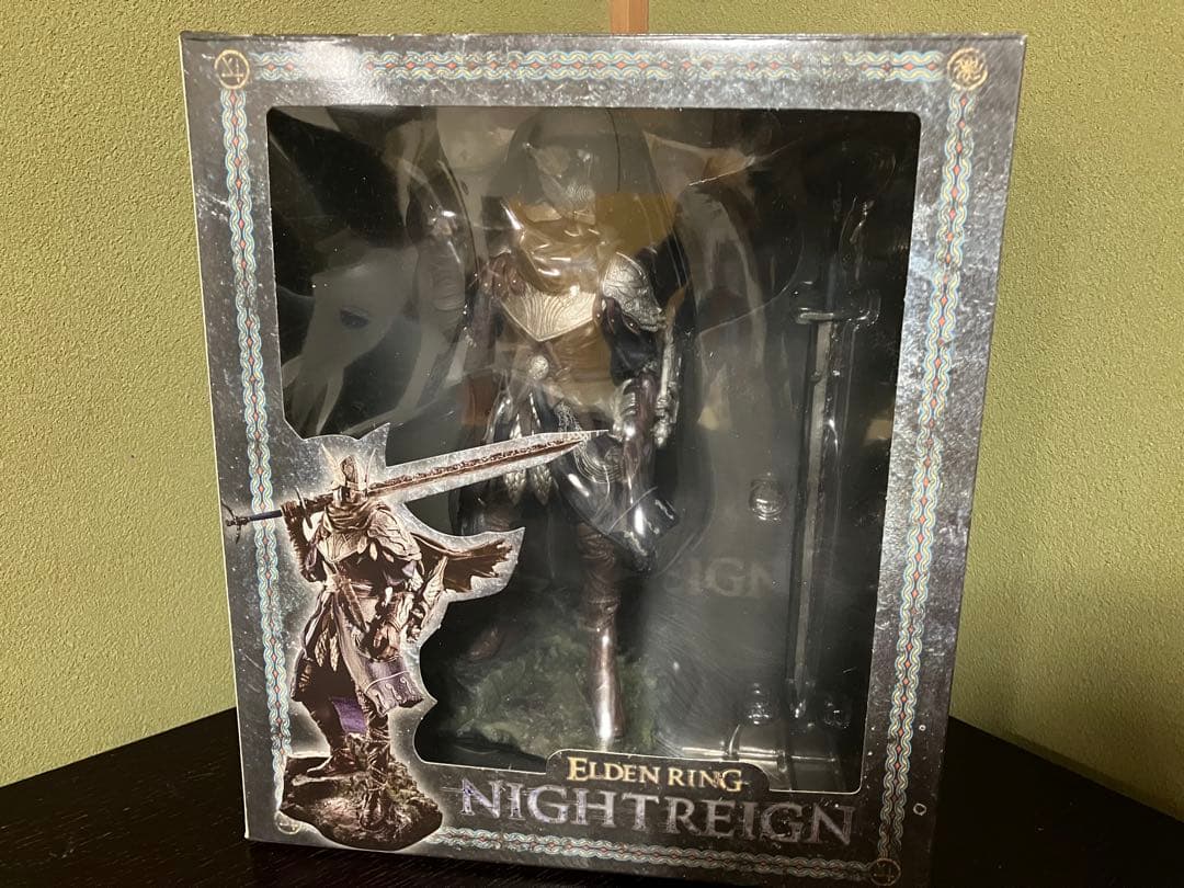 エルデンリング　追跡者　高さ24cm 海外フィギュア