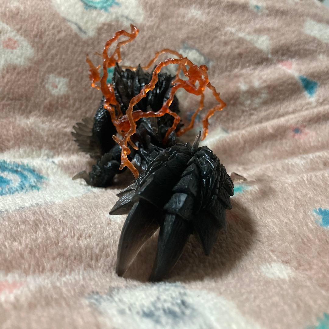 【大幅値下げ及び即購入❌】モンスターハンター　モンハン　生態図鑑　ジンオウガ亜種