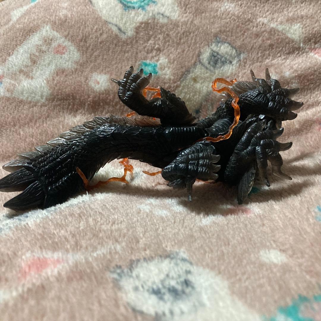 【大幅値下げ及び即購入❌】モンスターハンター　モンハン　生態図鑑　ジンオウガ亜種