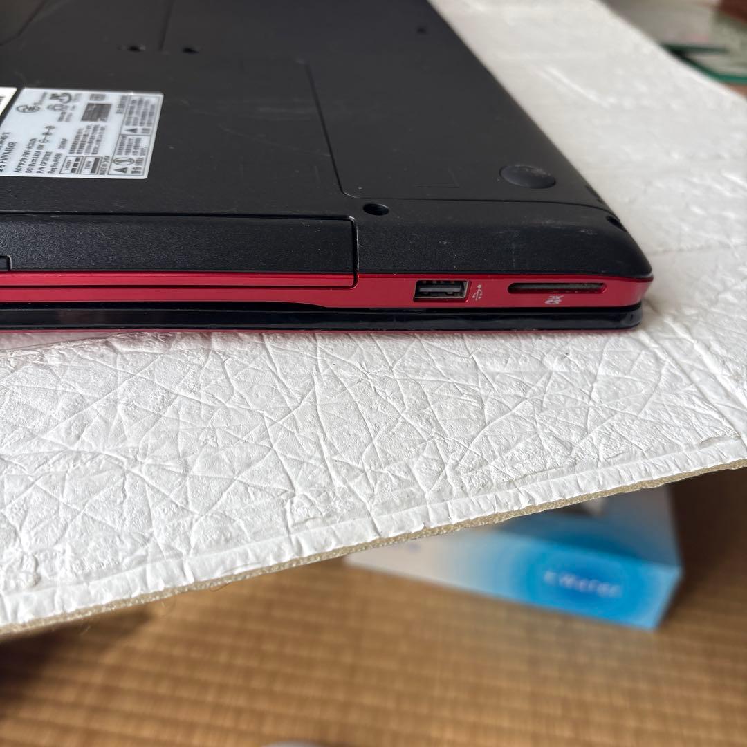 Windowsノート本体 LIFEBOOK. AH45/X core i3