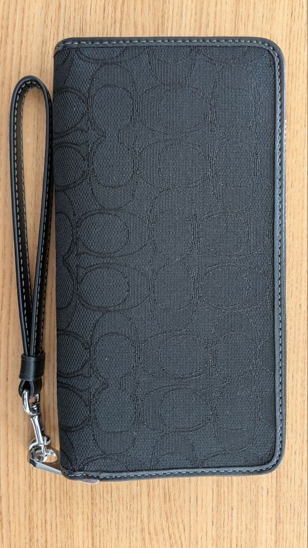 COACH ブラック 長財布 ストラップ付き
