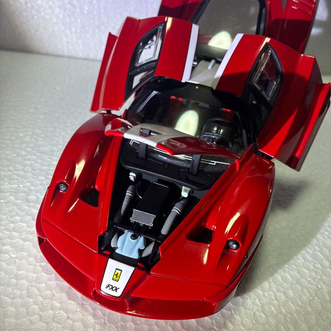 Ferrari FXX 赤 ミニカー　1/18