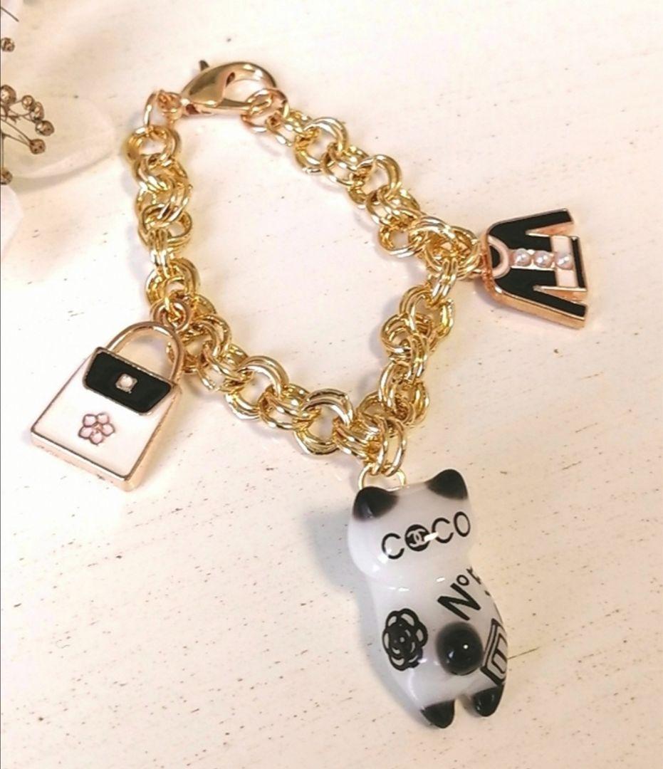 cocoにゃんこのバッグチャーム、ぐで猫