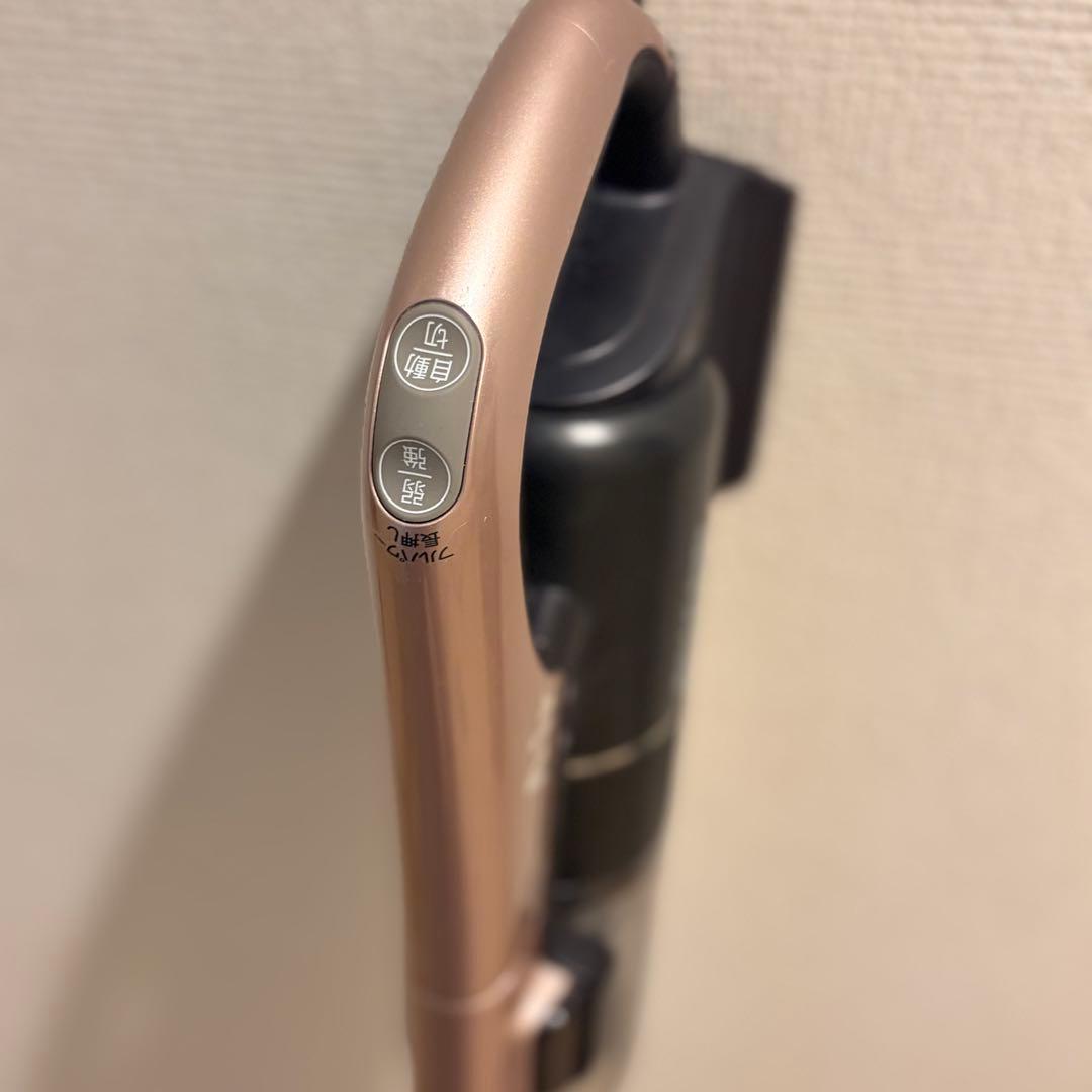 み*こ様 SHARPコードレス掃除機バッテリー2個スティッククリーナーEC-AR