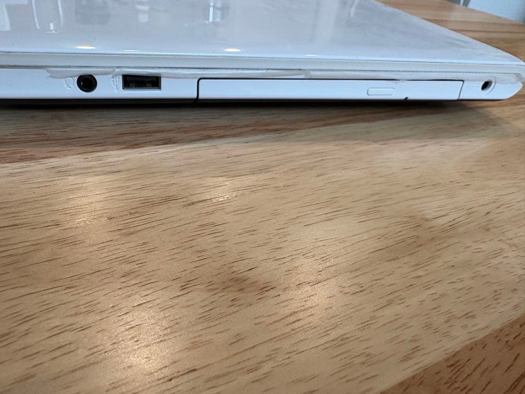 富士通 ノートPC ホワイト 日本語配列