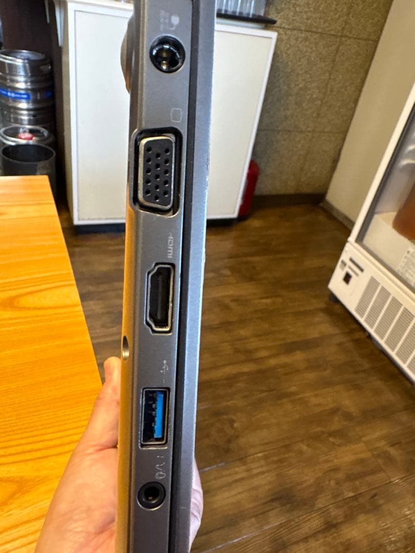 dynabook R63/M 高性能小型モバイルノート　美品 外部4K出力対応