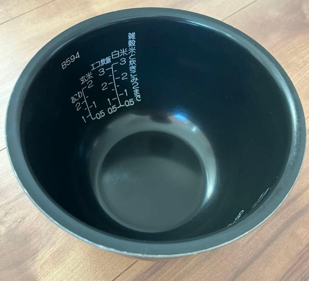 2024年製 象印 3合炊き IH炊飯ジャー 極め炊き NP-GL05